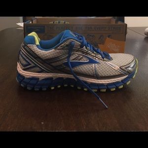 Brooks Adrenaline GTS 15